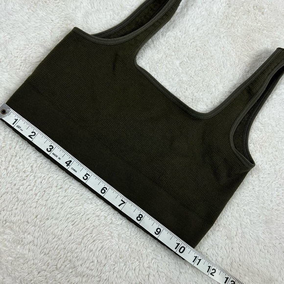 By Anthropologie Cropped Knit Tank Green Small Medium - Picture 5 of 7